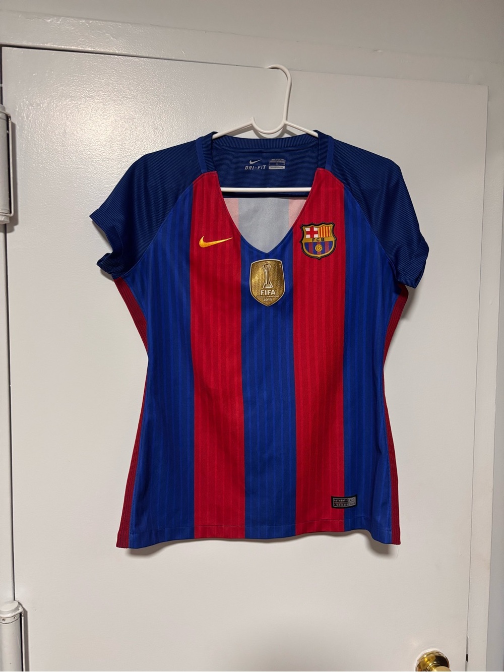 Women’s FC Barcelona Jersey Size L, from 2015/2016.